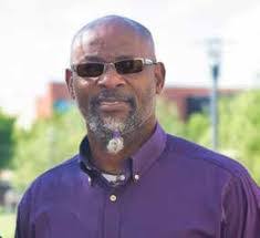 Artis Chapman's Instagram, Twitter & Facebook