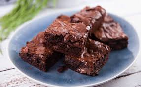 Cara membuat brownies panggang toping keju, resep cairkan dahulu margarin dan dark chocolate, biarkan dingin. 7 Resep Dan Cara Membuat Brownies Kukus Maupun Panggang