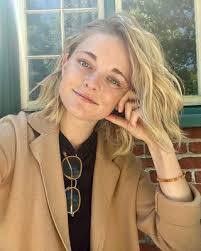 Amanda Yoder's Instagram, Twitter & Facebook