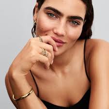 Burberry: The class of SS14