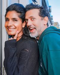 Surprise Announcement: No longer a rumor,EastEnders legend delighted as she  confirms she's pregnant