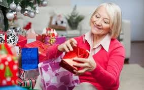 Hope these gift ideas for older women will inspire you! Christmas Gifts For Older Women Elink