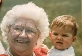 Loretta Levesque's Instagram, Twitter & Facebook