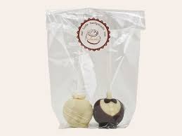 Gastgeschenke hochzeit geschenk hochzeit schenken schokolade lebensmittel verpackung ideen mini geschirr. Gastgeschenk Zur Hochzeit Pralinenherz Pralinen Online Kaufen Oder Einfach Selbermachen