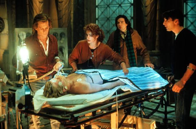 Excellent 'Flatliners' Trailer is Spooky, Tense, and Riveting - Bloody  Disgusting