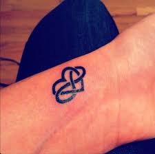 1001 Idees Tatouage Amour Eternel Jusqu A L Infini Et Au Dela Tatouage Amour Eternel Tatouage Tatouage Couple