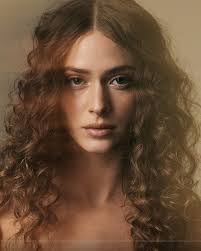 Ella Goddard's Instagram, Twitter & Facebook