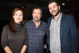 «είμαι πάρα πολύ τυχερή που έχω άντρα έναν τέτοιο πατέρα». 8aleia Matika 8aymase Ton Syzygo Ths Sthn 8eatrikh Toy Premiera Pics