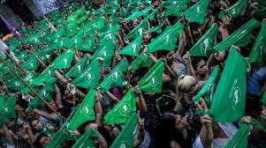Activistas a favor de la despenalización se manifestaron. En Argentina Se Realizaran Varias Caravanas En Apoyo Al Proyecto De Ley Para Despenalizar El Aborto