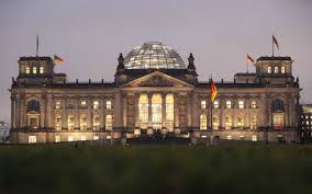 1,5 hours (except on tuesdays mornings). German Reichstag To Get New Moat In Security Overhaul