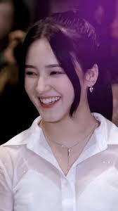 Nancy Tukar Pakaian Belakang Stage