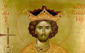 Ο φλάβιος βαλέριος αυρήλιος κωνσταντίνος (flavius valerius aurelius constantinus) γεννήθηκε στις 27 φεβρουαρίου του 272 στην ναϊσσό της άνω μοισίας (σήμερα νις σερβίας) και ήταν γιος του ρωμαίου αξιωματικού κωνστάντιου χλωρού και της συζύγου ή παλλακίδας του ελένης. Kwnstantinos O Megas Kai H Istorikh Alh8eia Toy P Gewrgioy Metallhnoy Cognosco Team