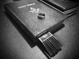 What Does The G In Freemasonry Mean Freemasonry Freemason Masonic Bible
