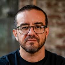 Marcelo Eduardo's Instagram, Twitter & Facebook