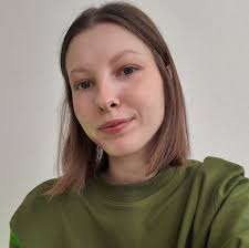 Hello people, Anyone knows which pastries in Lidl are vegetarian or maybe  vegan? We were discussing their donuts and a friend suggested they might be  fried in Sadlo. Thanks