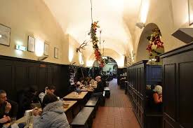 Augustiner Neuhauser Strasse Beer Garden Places German Biergarten