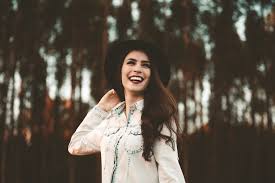Strife between siti mariam and izzat izzat hilman hilman when the family wants to set her up with khalidah existing family relationship. Uda Dara Home Facebook