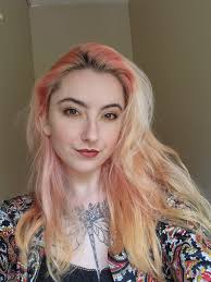 Check out my profile and vote 🤩 Comment your link below and I'll vote for  you! https://cover.inkedmag.com/2024/lauren-medina