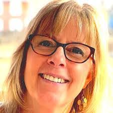 Michelle Washam's Instagram, Twitter & Facebook