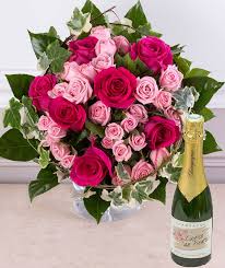 Bouquet Rose Champagne 20 Meilleures Livraison Cadeau Anniversaire Bouquet De Roses Bouquet De Fleurs Anniversaire Bouquet De Fleurs