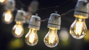 Consumatorii casnici de energie electrica din capitala au la dispozitie pe piata libera 45 de oferte de contracte la preturi mai mici decat cele pe care ajutorul suplimentar pentru consumatorii vulnerabili afectati de eliminarea tarifului social la energie electrica si cresterea pretului la energie electrica si. Anre Nou AnunÈ› Care DÄƒ Fiori CaÈ›i Consumatori De Energie ElectricÄƒ Sunt La Limita SÄƒrÄƒciei In Romania