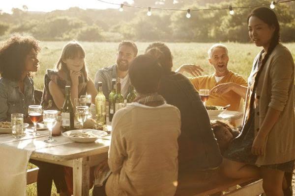 8 Contoh Family Gathering untuk Tingkatkan Bonding Karyawan · Indonesia Outing & Incentive Travel Expo