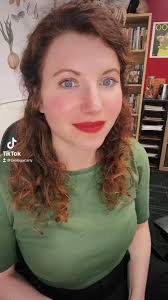 @BiologyCarly's video Tweet