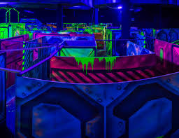In der lasertag arena delmenhorst gibt es eine vielzahl verschiedener sonderangebote, specials und besonderer events. Lasertag Laserzone Essen Action Fans Dein Action Sports Portal