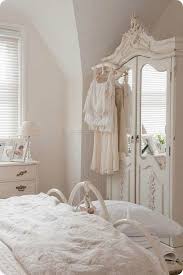 Wardrobe Armoire 25 Shabby Chic Ideas For A Romantic Bedroom Shabby Chic Bedroom Furniture Shabby Chic Decor Bedroom Chic Bedroom Decor