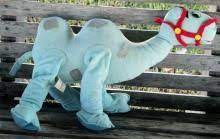 One day while raggedy ann and andy are walking in the woods they meet up with their friend, the camel with the wrinkled knees. Pin On Childhood Memories