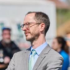 Peter Swan (@pdswanII)