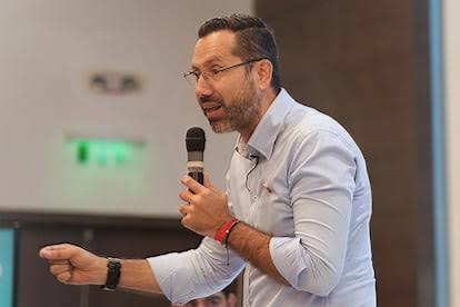 Colombia: Pastor Beltrán, professed admirer of Nayib Bukele, begins his war  on drugs in Bucaramanga | International | EL PAÍS English