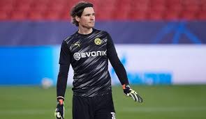 Laut sebastian kehl soll der stürmer in den kommenden tagen in das reguläre mannschaftstraining einsteigen. Bvb News Und Geruchte Marwin Hitz Kommentiert Torwart Spekulationen