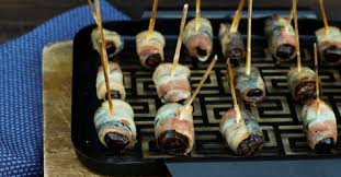 Datteln Im Speckmantel Rezept Fur Grill Backofen Pfanne Rezept Datteln Im Speckmantel Backofen Datteln Im Speckmantel Datteln Im Speckmantel Rezept