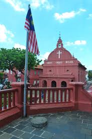 Gereja ayer salak melaka memulakan ajaran agama kristian pada tahun 1848, pada masa itu pengajaran agama kristian dilakukan oleh para mubaligh dari pertubuhan misionari pendidikan khas (blog peribadi). Melaka Nan Merah Dan Bersejarah Alamasedy