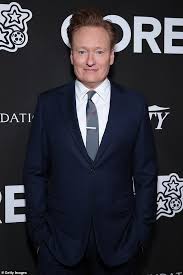 Lisa kudrow gives conan o'brien an update on the 'friends' reunion. Aht9s3nwfqoqym
