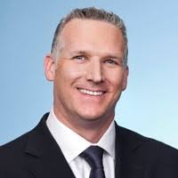 Kelli Dixon's Instagram, Twitter & Facebook