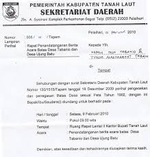 Surat dinas perusahaan ialah surat dinas yang dikeluarkan perusahaan swasta maupun negeri sehubungan instansi luar maupun kegiatan yang dilaksanakan di dalam perusahaan tersebut. Contoh Surat Undangan Rapat Intern Perusahaan Contoh Surat