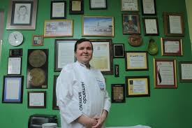 Reconocen experiencia del chef Moreno en Suiza