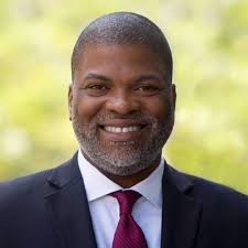 Fred Walls's Instagram, Twitter & Facebook