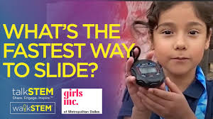 What is special about the cottonwood tree's leaf shape that allows it to be  so loud?