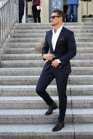 Byhank c posted onjuly 1, 2018december 10, 2020 even though formal outfits always treated as work outfits, but the best part of a formal suit is it is not blue shirt, stripe tie, wool dress pants, and white sneakers. 47 Stylish Semi Formal Outfit Ideas For Men In 2021 Fashion Hombre