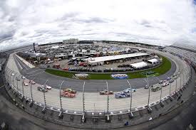 The biggest reasoning for nascar being the most popular motorsport in the us is the excitement factor. 21 Nascar Home Tracks Across The Country That Campers Love To Visit