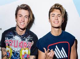 Benji e fede approdano al quasar village per incontrare i loro fan. Benji E Fede Bella E Paola Influenti Sulla Separazione Parlano I Cantanti