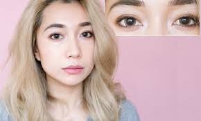 Contact lenses online yellow spots eye flickering eyesight improvement watering eye care corneal eye color change dark eye circles eye doctors eye baggs conatct lenses online contacts stores bacterial conjunctivitis viral. Circle Lenses Set To Be One Of 2015 S Biggest Beauty Trends Daily Mail Online