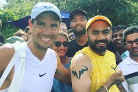 People who liked novak djokovic's feet, also liked Nadal Logo Als Tattoo Dieser Fan Ist Vollig Rafa Mytennis News
