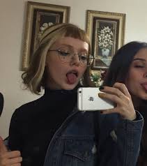 Kiersten Lyons (kierstenlyons92)