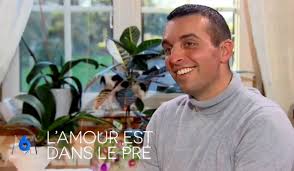 Plus que quelques jours de patience, le premier épisode de la saison 12 de l'amour est dans le pré sera diffusé le 19 juin sur le même thème. L Amour Est Dans Le Pre Sebastien Agriculteur De Seine Maritime Sur M6 76actu