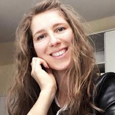 Mandy Stephan's Instagram, Twitter & Facebook