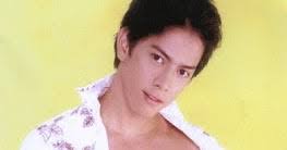 Man Central: Dexter Castro: Shirtless